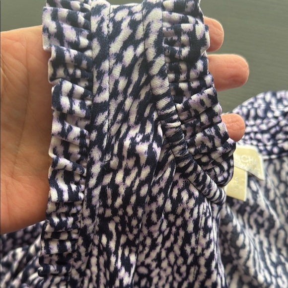 Michael Kors Black and White Sleeveless Blouse 123 - Picture 7 of 8